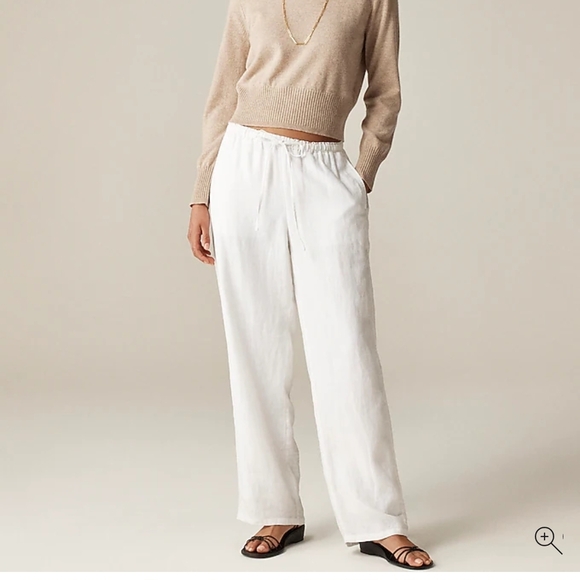 Cashmere shrunken crewneck sweater J. Crew Light Beige Crew Neck Sweater - Picture 2 of 8